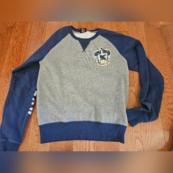 Universal Sweaters - Universal Studios Wizarding World Harry Potter Ravenclaw Sweatshirt Adult